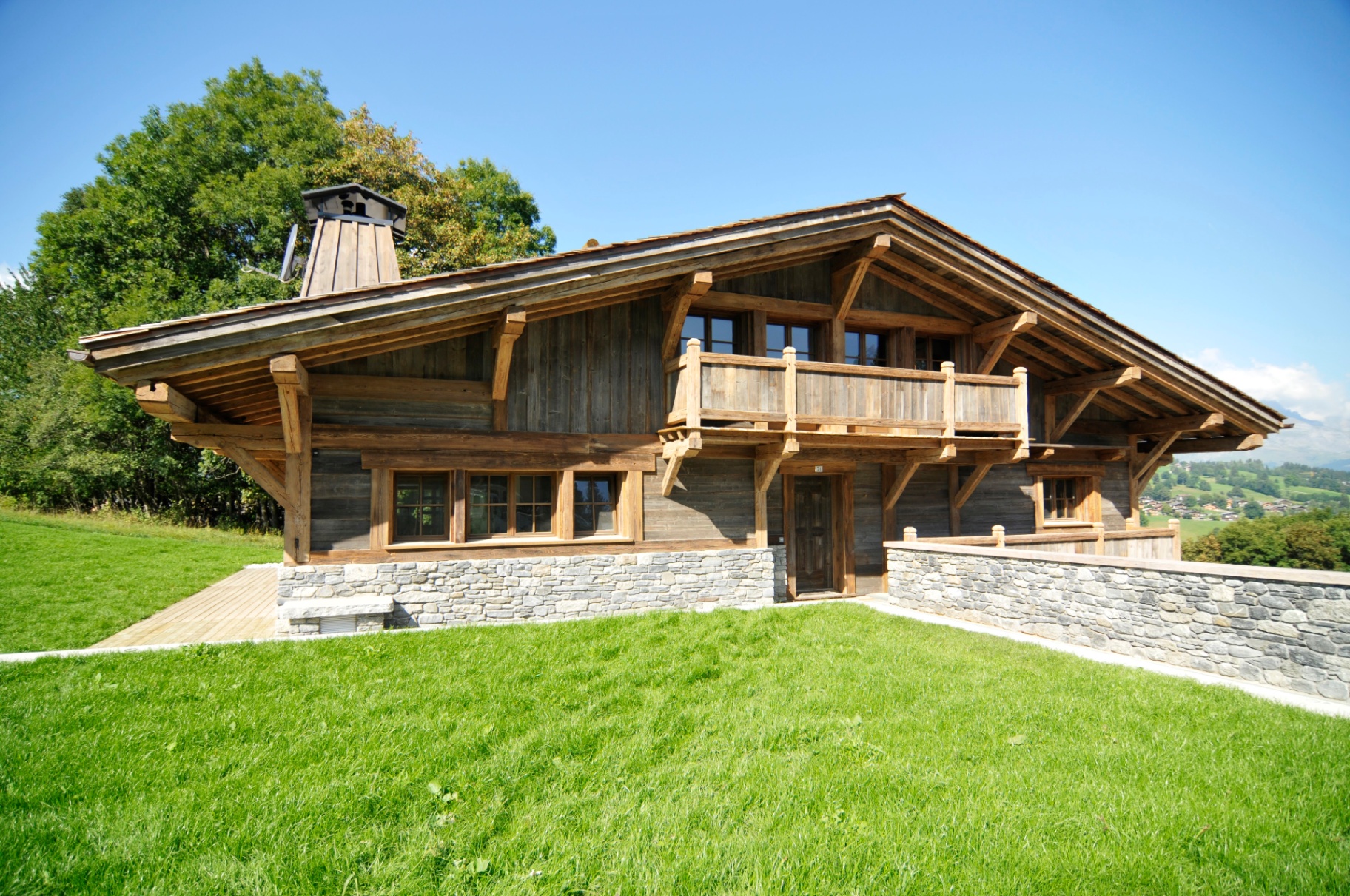 Extension chalet bois Megève vue extérieure